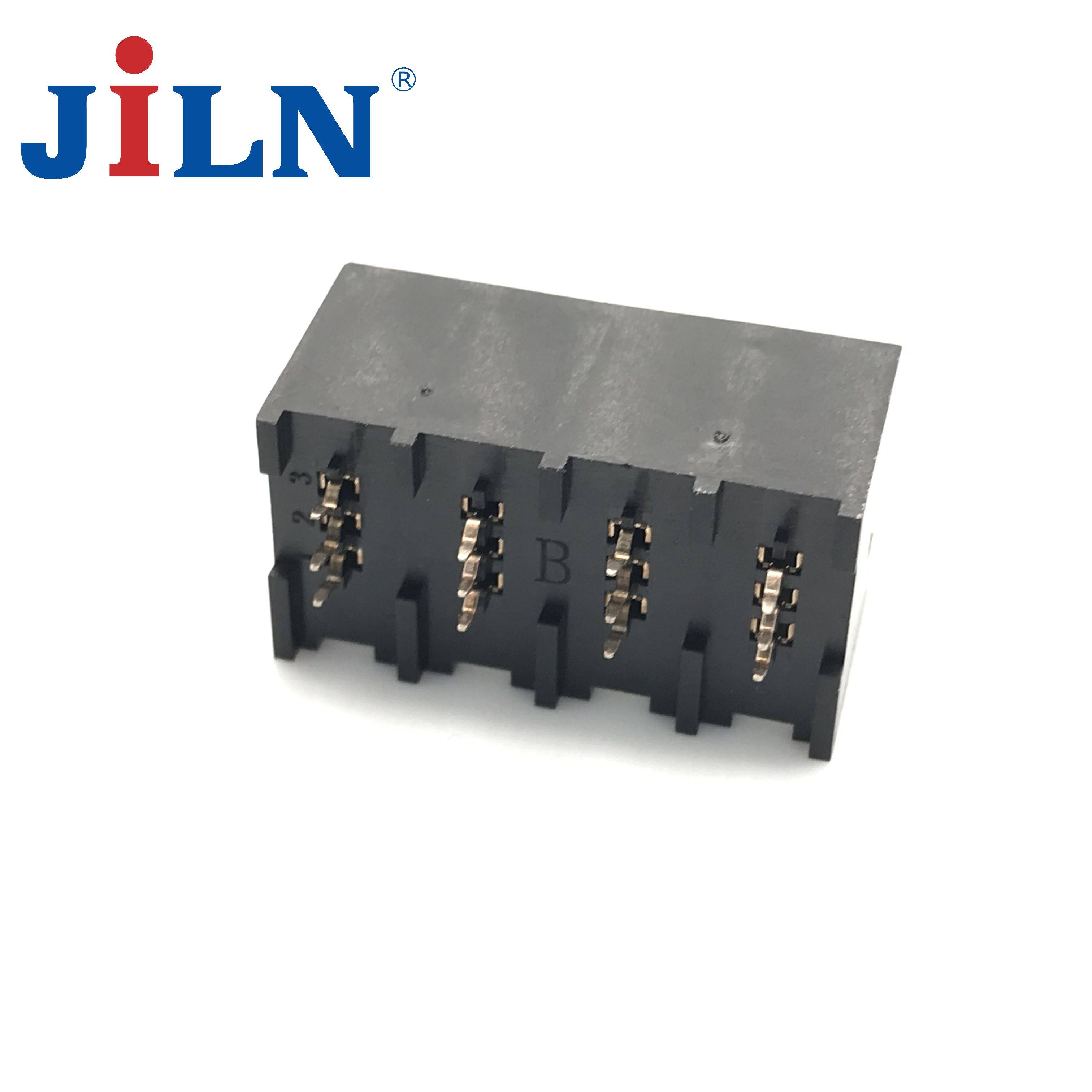 8310-F03G1AB01 四排三芯母座黑色